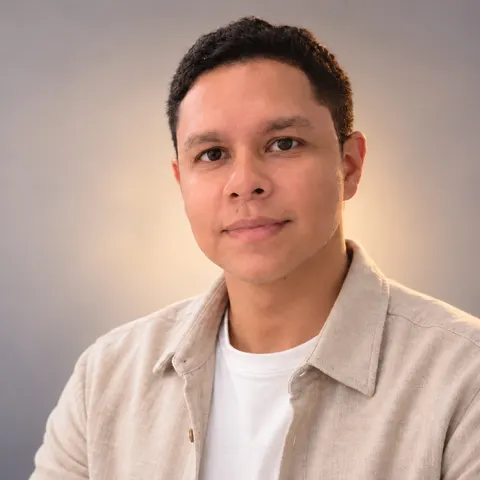 Retrato de Darwin Morales